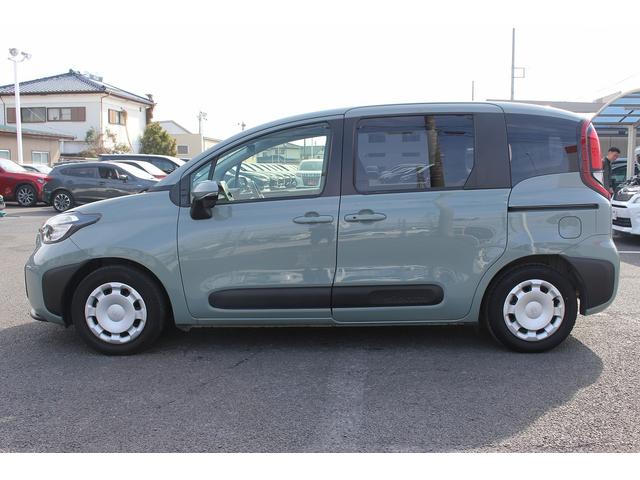 シエンタ ハイブリッドＧ　両側電動スライドドア　禁煙車　純正８インチディスプレイオーディオ　バックカメラ　レーダークルーズコントロール　ＡＣ１００Ｖ電源　ブラインドスポットモニター　ＬＥＤヘッドライト　オートハイビーム　ＥＴＣ（11枚目）