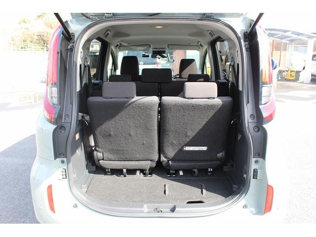 シエンタ ハイブリッドＧ　両側電動スライドドア　禁煙車　純正８インチディスプレイオーディオ　バックカメラ　レーダークルーズコントロール　ＡＣ１００Ｖ電源　ブラインドスポットモニター　ＬＥＤヘッドライト　オートハイビーム　ＥＴＣ（18枚目）