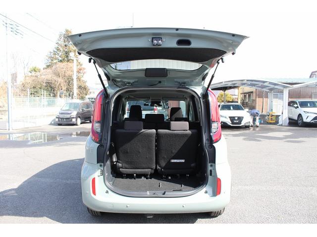 シエンタ ハイブリッドＧ　両側電動スライドドア　禁煙車　純正８インチディスプレイオーディオ　バックカメラ　レーダークルーズコントロール　ＡＣ１００Ｖ電源　ブラインドスポットモニター　ＬＥＤヘッドライト　オートハイビーム　ＥＴＣ（41枚目）