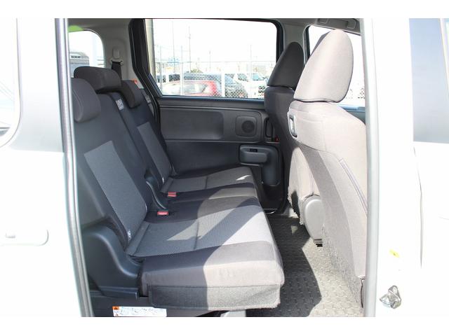 シエンタ ハイブリッドＧ　両側電動スライドドア　禁煙車　純正８インチディスプレイオーディオ　バックカメラ　レーダークルーズコントロール　ＡＣ１００Ｖ電源　ブラインドスポットモニター　ＬＥＤヘッドライト　オートハイビーム　ＥＴＣ（47枚目）