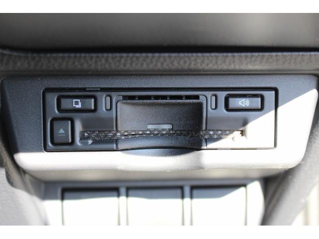 プリウス Ｕ　禁煙車　純正８インチディスプレイ　フルセグ　バックカメラ　衝突軽減ブレーキシステム　レーダークルーズコントロール　ＥＴＣ２．０　ＡＣ１００Ｖ電源　ファブリックシート　レーンアシスト　クリアランスソナー（4枚目）