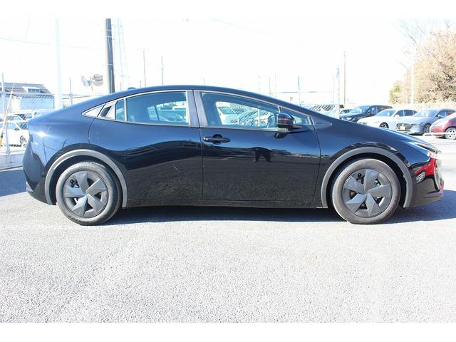 プリウス Ｕ　禁煙車　純正８インチディスプレイ　フルセグ　バックカメラ　衝突軽減ブレーキシステム　レーダークルーズコントロール　ＥＴＣ２．０　ＡＣ１００Ｖ電源　ファブリックシート　レーンアシスト　クリアランスソナー（10枚目）