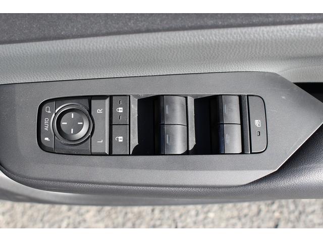 プリウス Ｕ　禁煙車　純正８インチディスプレイ　フルセグ　バックカメラ　衝突軽減ブレーキシステム　レーダークルーズコントロール　ＥＴＣ２．０　ＡＣ１００Ｖ電源　ファブリックシート　レーンアシスト　クリアランスソナー（51枚目）