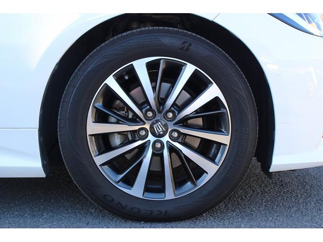 クラウンハイブリッド Ｇ　禁煙車　純正８インチナビ　ビルトインＥＴＣ２．０　バックカメラ　ブラインドスポットモニター　レーダークルーズ　マイコンプリセットドライビングポジションシステム　シートヒーター　クリアランスソナー（24枚目）