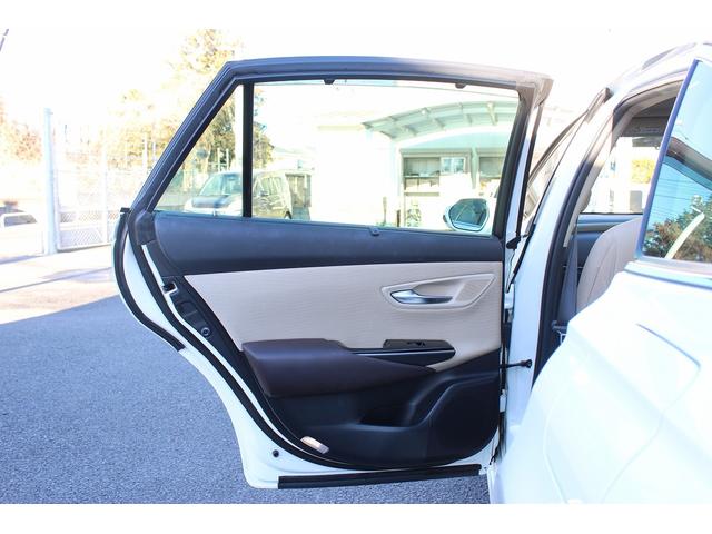 クラウンハイブリッド Ｇ　禁煙車　純正８インチナビ　ビルトインＥＴＣ２．０　バックカメラ　ブラインドスポットモニター　レーダークルーズ　マイコンプリセットドライビングポジションシステム　シートヒーター　クリアランスソナー（35枚目）