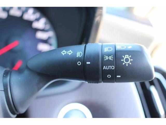 クラウンハイブリッド Ｇ　禁煙車　純正８インチナビ　ビルトインＥＴＣ２．０　バックカメラ　ブラインドスポットモニター　レーダークルーズ　マイコンプリセットドライビングポジションシステム　シートヒーター　クリアランスソナー（50枚目）