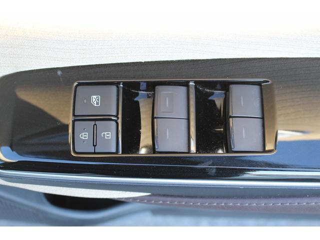 クラウンハイブリッド Ｇ　禁煙車　純正８インチナビ　ビルトインＥＴＣ２．０　バックカメラ　ブラインドスポットモニター　レーダークルーズ　マイコンプリセットドライビングポジションシステム　シートヒーター　クリアランスソナー（52枚目）