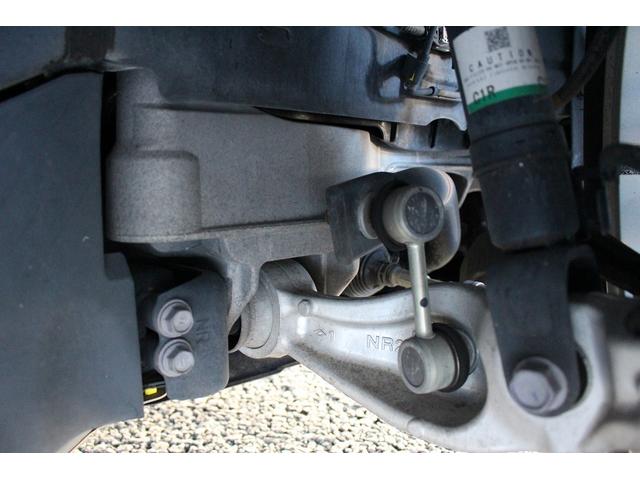 クラウンハイブリッド Ｇ　禁煙車　純正８インチナビ　ビルトインＥＴＣ２．０　バックカメラ　ブラインドスポットモニター　レーダークルーズ　マイコンプリセットドライビングポジションシステム　シートヒーター　クリアランスソナー（70枚目）