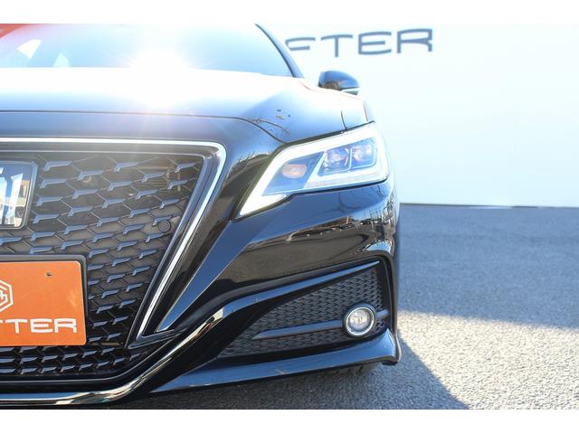 クラウンハイブリッド Ｇ－エグゼクティブ　禁煙車　純正１２．３インチナビ　ビルトインＥＴＣ２．０　ブラック革シート　シートヒーター　シートベンチレーション　ブラインドスポットモニター　デジタルインナーミラー　レーダークルーズ　オートホールド（16枚目）