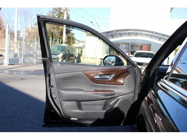 クラウンハイブリッド Ｇ－エグゼクティブ　禁煙車　純正１２．３インチナビ　ビルトインＥＴＣ２．０　ブラック革シート　シートヒーター　シートベンチレーション　ブラインドスポットモニター　デジタルインナーミラー　レーダークルーズ　オートホールド（36枚目）