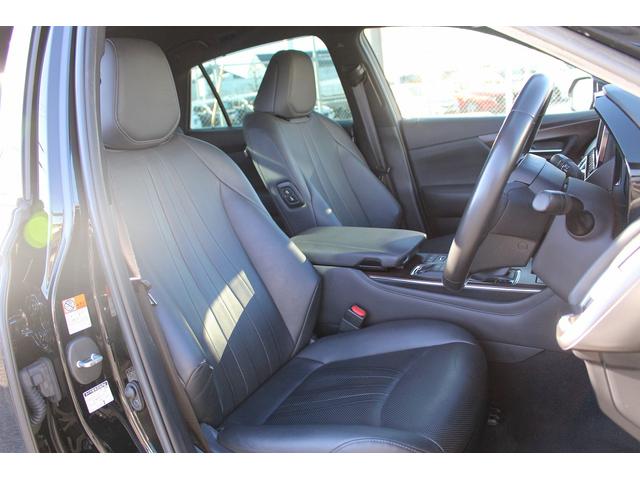 クラウンハイブリッド Ｇ－エグゼクティブ　禁煙車　純正１２．３インチナビ　ビルトインＥＴＣ２．０　ブラック革シート　シートヒーター　シートベンチレーション　ブラインドスポットモニター　デジタルインナーミラー　レーダークルーズ　オートホールド（38枚目）