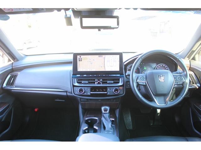 クラウンハイブリッド Ｇ－エグゼクティブ　禁煙車　純正１２．３インチナビ　ビルトインＥＴＣ２．０　ブラック革シート　シートヒーター　シートベンチレーション　ブラインドスポットモニター　デジタルインナーミラー　レーダークルーズ　オートホールド（45枚目）