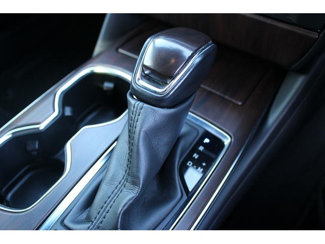 クラウンハイブリッド Ｇ－エグゼクティブ　禁煙車　純正１２．３インチナビ　ビルトインＥＴＣ２．０　ブラック革シート　シートヒーター　シートベンチレーション　ブラインドスポットモニター　デジタルインナーミラー　レーダークルーズ　オートホールド（62枚目）