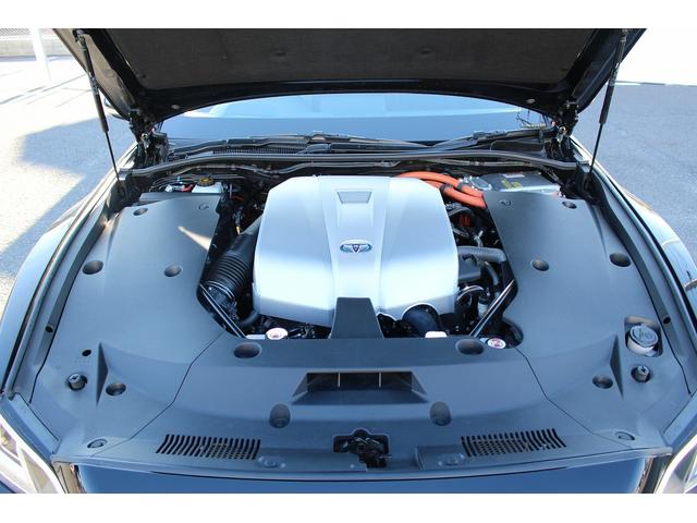 クラウンハイブリッド Ｇ－エグゼクティブ　禁煙車　純正１２．３インチナビ　ビルトインＥＴＣ２．０　ブラック革シート　シートヒーター　シートベンチレーション　ブラインドスポットモニター　デジタルインナーミラー　レーダークルーズ　オートホールド（73枚目）