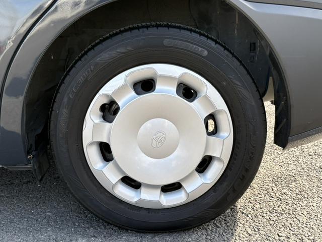 シエンタ ハイブリッドＧ　両側電動スライドドア　禁煙車　純正８インチディスプレイオーディオ　バックカメラ　レーダークルーズコントロール　ブラインドスポットモニター　ＬＥＤヘッドライト　オートハイビーム　Ｂｌｕｅｔｏｏｔｈ接続（16枚目）