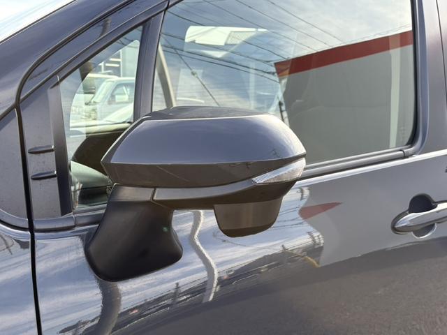 シエンタ ハイブリッドＧ　両側電動スライドドア　禁煙車　純正８インチディスプレイオーディオ　バックカメラ　レーダークルーズコントロール　ブラインドスポットモニター　ＬＥＤヘッドライト　オートハイビーム　Ｂｌｕｅｔｏｏｔｈ接続（27枚目）