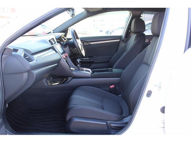 シビック ハッチバック　ホンダセンシング　６ＭＴ　社外ナビ　フルセグ　衝突軽減ブレーキ　レーダークルーズコントロール　シートヒーター　ホンダセンシング　ＬＥＤヘッドライト　フォグライト　ＥＴＣ　純正アルミホイール　スマートキー　電動格納ミラー（47枚目）