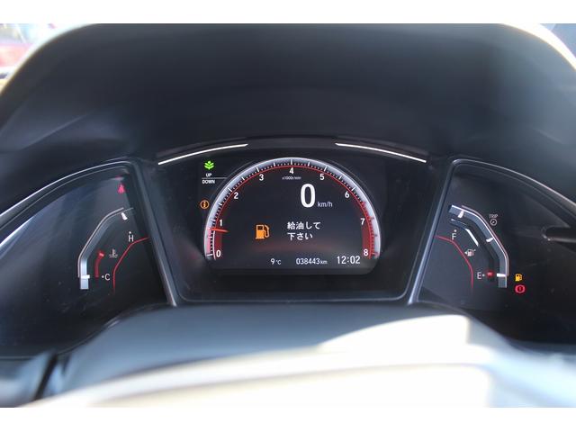 シビック ハッチバック　ホンダセンシング　６ＭＴ　社外ナビ　フルセグ　衝突軽減ブレーキ　レーダークルーズコントロール　シートヒーター　ホンダセンシング　ＬＥＤヘッドライト　フォグライト　ＥＴＣ　純正アルミホイール　スマートキー　電動格納ミラー（59枚目）