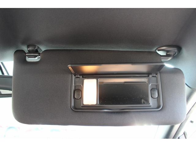 シビック ハッチバック　ホンダセンシング　６ＭＴ　社外ナビ　フルセグ　衝突軽減ブレーキ　レーダークルーズコントロール　シートヒーター　ホンダセンシング　ＬＥＤヘッドライト　フォグライト　ＥＴＣ　純正アルミホイール　スマートキー　電動格納ミラー（67枚目）