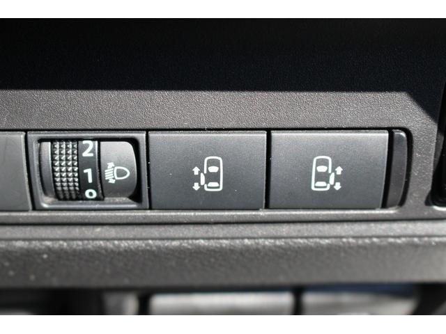 セレナ ＸＶ　禁煙車　ハンズフリー両側電動スライドドア　プロパイロット　バックカメラ　ナビ　ブラインドスポットモニター　フロントフォグ　ＥＴＣ　ＵＳＢタイプＣ電源ソケット　パーソナルテーブル（7枚目）