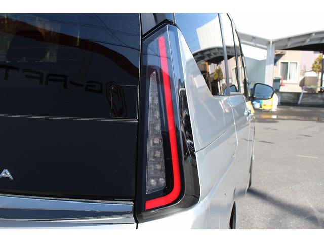 セレナ ＸＶ　禁煙車　ハンズフリー両側電動スライドドア　プロパイロット　バックカメラ　ナビ　ブラインドスポットモニター　フロントフォグ　ＥＴＣ　ＵＳＢタイプＣ電源ソケット　パーソナルテーブル（13枚目）