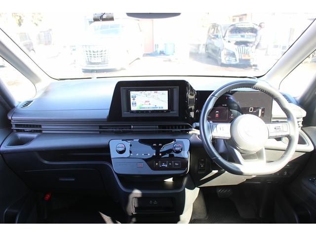 セレナ ＸＶ　禁煙車　ハンズフリー両側電動スライドドア　プロパイロット　バックカメラ　ナビ　ブラインドスポットモニター　フロントフォグ　ＥＴＣ　ＵＳＢタイプＣ電源ソケット　パーソナルテーブル（18枚目）