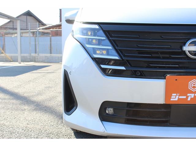 セレナ ＸＶ　禁煙車　ハンズフリー両側電動スライドドア　プロパイロット　バックカメラ　ナビ　ブラインドスポットモニター　フロントフォグ　ＥＴＣ　ＵＳＢタイプＣ電源ソケット　パーソナルテーブル（28枚目）