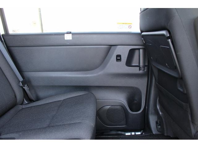 セレナ ＸＶ　禁煙車　ハンズフリー両側電動スライドドア　プロパイロット　バックカメラ　ナビ　ブラインドスポットモニター　フロントフォグ　ＥＴＣ　ＵＳＢタイプＣ電源ソケット　パーソナルテーブル（39枚目）