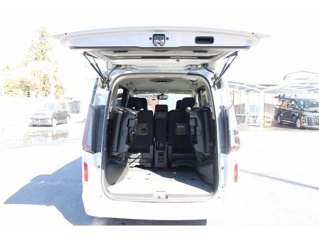 セレナ ＸＶ　禁煙車　ハンズフリー両側電動スライドドア　プロパイロット　バックカメラ　ナビ　ブラインドスポットモニター　フロントフォグ　ＥＴＣ　ＵＳＢタイプＣ電源ソケット　パーソナルテーブル（43枚目）