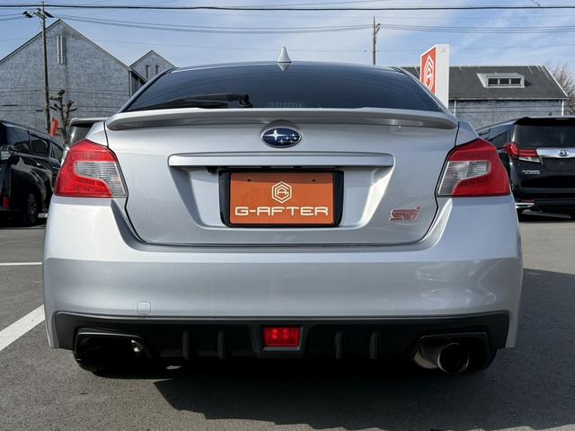 ＷＲＸ ＳＴＩ ＳＴＩ　タイプＳ　禁煙車　ワンオーナー　６速ＭＴ　フジツボマフラー　純正８インチナビ　フルセグ　バックカメラ　ハーフレザー　パワーシート　ＥＴＣ　Ｂｌｕｅｔｏｏｔｈ接続　ＳＴＩフルエアロ　ブラインドスポットモニター（10枚目）