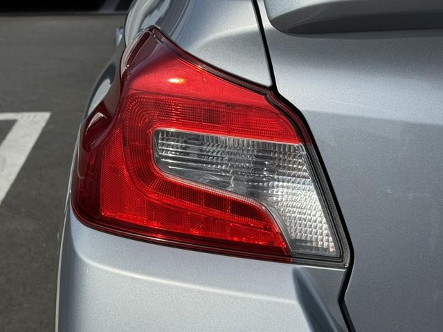 ＷＲＸ ＳＴＩ ＳＴＩ　タイプＳ　禁煙車　ワンオーナー　６速ＭＴ　フジツボマフラー　純正８インチナビ　フルセグ　バックカメラ　ハーフレザー　パワーシート　ＥＴＣ　Ｂｌｕｅｔｏｏｔｈ接続　ＳＴＩフルエアロ　ブラインドスポットモニター（28枚目）