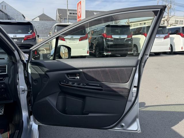 ＷＲＸ ＳＴＩ ＳＴＩ　タイプＳ　禁煙車　ワンオーナー　６速ＭＴ　フジツボマフラー　純正８インチナビ　フルセグ　バックカメラ　ハーフレザー　パワーシート　ＥＴＣ　Ｂｌｕｅｔｏｏｔｈ接続　ＳＴＩフルエアロ　ブラインドスポットモニター（37枚目）