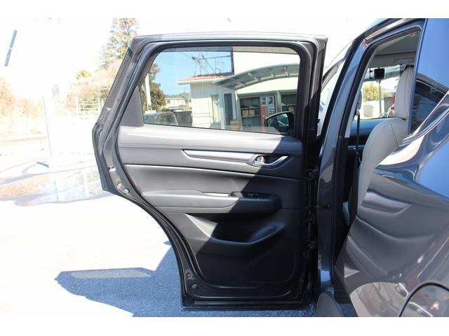 ＣＸ－５ ＸＤ　シルクベージュセレクション　禁煙車　純正８インチナビ　ＢＯＳＥサウンド　白革シート　フルセグ　３６０度カメラ　スマートブレーキサポート　シートヒーター　ステアリングヒーター　パワーシート　Ｂｌｕｅｔｏｏｔｈ接続　ＵＳＢ端子（37枚目）