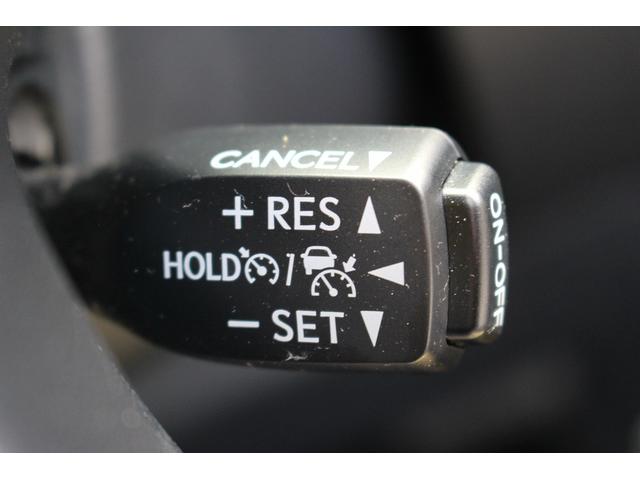 アルファード ２．５Ｇ　禁煙車　衝突軽減ブレーキ　両側電動スライドドア　白革シート　アダクティブクルーズコントロール　レーンキープ　シートエアコン　シートヒーター　メモリー付パワーシート　電動リアゲート　クリアランスソナー（4枚目）