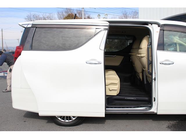 アルファード ２．５Ｇ　禁煙車　衝突軽減ブレーキ　両側電動スライドドア　白革シート　アダクティブクルーズコントロール　レーンキープ　シートエアコン　シートヒーター　メモリー付パワーシート　電動リアゲート　クリアランスソナー（39枚目）