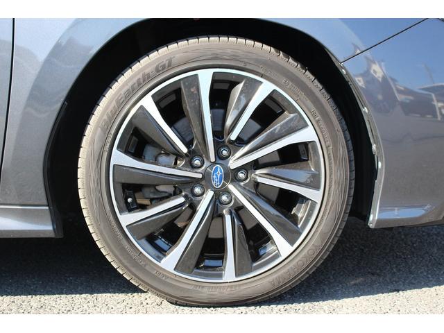 レヴォーグ ＳＴＩスポーツ　ＥＸ　禁煙車　サンルーフ　スマートリアビューミラー　本革シート　アイサイトＸ　純正１１．６インチナビ　フルセグ　フロントサイドバックカメラ　衝突軽減　クリアランスソアー　電動リアゲート　パワーシート　ＥＴＣ（24枚目）