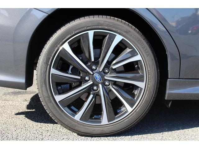 レヴォーグ ＳＴＩスポーツ　ＥＸ　禁煙車　サンルーフ　スマートリアビューミラー　本革シート　アイサイトＸ　純正１１．６インチナビ　フルセグ　フロントサイドバックカメラ　衝突軽減　クリアランスソアー　電動リアゲート　パワーシート　ＥＴＣ（25枚目）