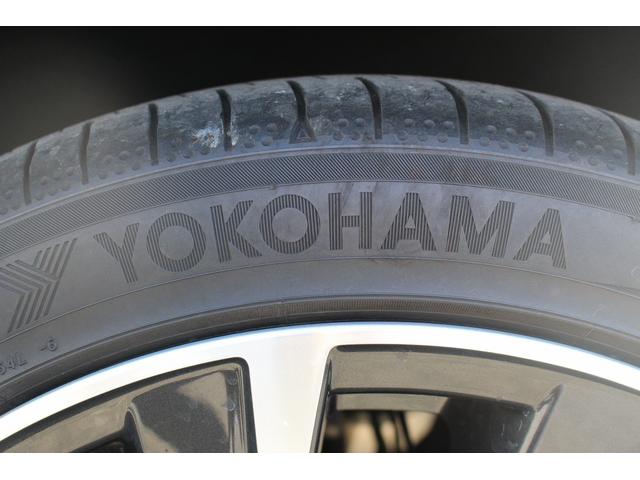 レヴォーグ ＳＴＩスポーツ　ＥＸ　禁煙車　サンルーフ　スマートリアビューミラー　本革シート　アイサイトＸ　純正１１．６インチナビ　フルセグ　フロントサイドバックカメラ　衝突軽減　クリアランスソアー　電動リアゲート　パワーシート　ＥＴＣ（28枚目）