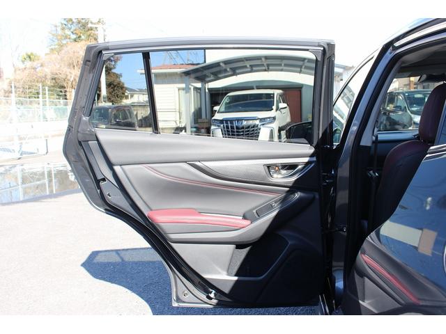 レヴォーグ ＳＴＩスポーツ　ＥＸ　禁煙車　サンルーフ　スマートリアビューミラー　本革シート　アイサイトＸ　純正１１．６インチナビ　フルセグ　フロントサイドバックカメラ　衝突軽減　クリアランスソアー　電動リアゲート　パワーシート　ＥＴＣ（37枚目）