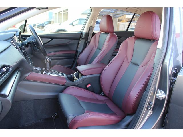 レヴォーグ ＳＴＩスポーツ　ＥＸ　禁煙車　サンルーフ　スマートリアビューミラー　本革シート　アイサイトＸ　純正１１．６インチナビ　フルセグ　フロントサイドバックカメラ　衝突軽減　クリアランスソアー　電動リアゲート　パワーシート　ＥＴＣ（46枚目）