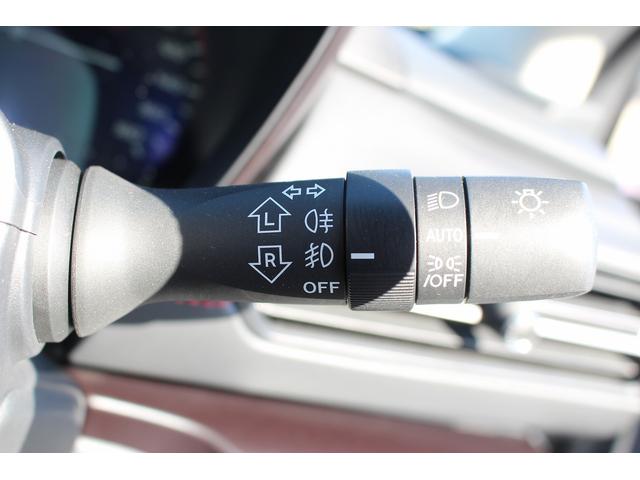 レヴォーグ ＳＴＩスポーツ　ＥＸ　禁煙車　サンルーフ　スマートリアビューミラー　本革シート　アイサイトＸ　純正１１．６インチナビ　フルセグ　フロントサイドバックカメラ　衝突軽減　クリアランスソアー　電動リアゲート　パワーシート　ＥＴＣ（53枚目）