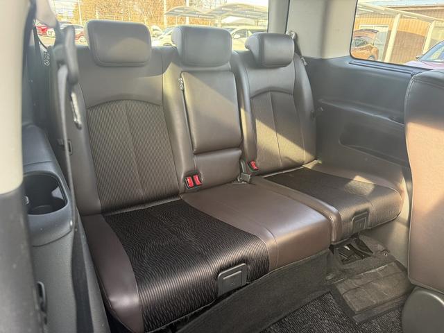 エルグランド ２５０ハイウェイスターＳ　純正ナビ　衝突軽減ブレーキ　両側電動スライドドア　バックカメラ　アダクティブクルーズコントロール　ハーフレザー　ＥＴＣ　ブラインドスポットモニター　クリアランスソナー　Ｂｌｕｅｔｏｏｔｈ　純正１８ＡＷ（42枚目）