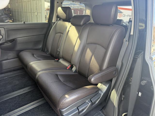 エルグランド ２５０ハイウェイスターＳ　純正ナビ　衝突軽減ブレーキ　両側電動スライドドア　バックカメラ　アダクティブクルーズコントロール　ハーフレザー　ＥＴＣ　ブラインドスポットモニター　クリアランスソナー　Ｂｌｕｅｔｏｏｔｈ　純正１８ＡＷ（45枚目）