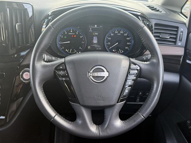 エルグランド ２５０ハイウェイスターＳ　純正ナビ　衝突軽減ブレーキ　両側電動スライドドア　バックカメラ　アダクティブクルーズコントロール　ハーフレザー　ＥＴＣ　ブラインドスポットモニター　クリアランスソナー　Ｂｌｕｅｔｏｏｔｈ　純正１８ＡＷ（49枚目）