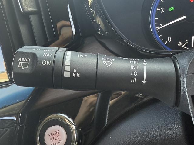 エルグランド ２５０ハイウェイスターＳ　純正ナビ　衝突軽減ブレーキ　両側電動スライドドア　バックカメラ　アダクティブクルーズコントロール　ハーフレザー　ＥＴＣ　ブラインドスポットモニター　クリアランスソナー　Ｂｌｕｅｔｏｏｔｈ　純正１８ＡＷ（54枚目）