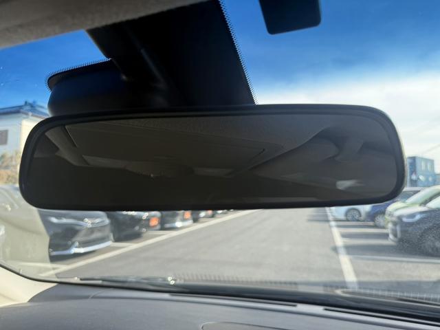 エルグランド ２５０ハイウェイスターＳ　純正ナビ　衝突軽減ブレーキ　両側電動スライドドア　バックカメラ　アダクティブクルーズコントロール　ハーフレザー　ＥＴＣ　ブラインドスポットモニター　クリアランスソナー　Ｂｌｕｅｔｏｏｔｈ　純正１８ＡＷ（67枚目）