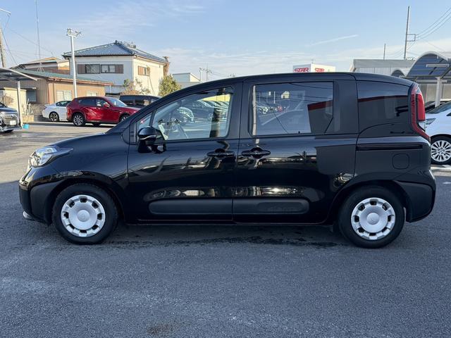 シエンタ ハイブリッドＧ　両側電動　禁煙車　純正インチディスプレイオーディオ　バックカメラ　レーダークルーズコントロール　ＡＣ１００Ｖ電源　ＥＴＣ　ブラインドスポットモニター　ＬＥＤヘッドライト　Ｂｌｕｅｔｏｏｔｈ接続（14枚目）