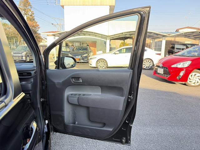 シエンタ ハイブリッドＧ　両側電動　禁煙車　純正インチディスプレイオーディオ　バックカメラ　レーダークルーズコントロール　ＡＣ１００Ｖ電源　ＥＴＣ　ブラインドスポットモニター　ＬＥＤヘッドライト　Ｂｌｕｅｔｏｏｔｈ接続（31枚目）