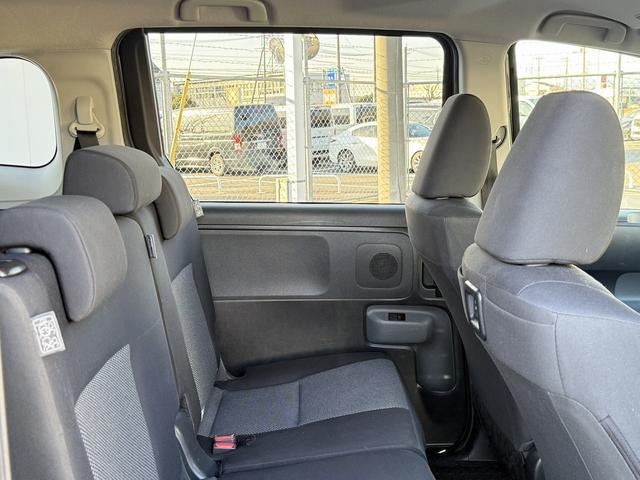 シエンタ ハイブリッドＧ　両側電動　禁煙車　純正インチディスプレイオーディオ　バックカメラ　レーダークルーズコントロール　ＡＣ１００Ｖ電源　ＥＴＣ　ブラインドスポットモニター　ＬＥＤヘッドライト　Ｂｌｕｅｔｏｏｔｈ接続（32枚目）