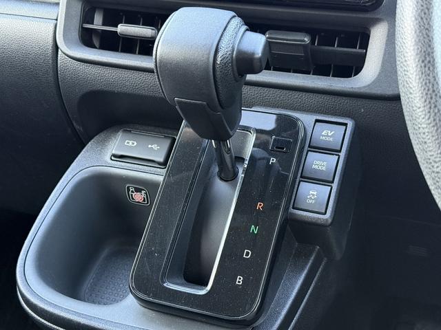 シエンタ ハイブリッドＧ　両側電動　禁煙車　純正インチディスプレイオーディオ　バックカメラ　レーダークルーズコントロール　ＡＣ１００Ｖ電源　ＥＴＣ　ブラインドスポットモニター　ＬＥＤヘッドライト　Ｂｌｕｅｔｏｏｔｈ接続（63枚目）